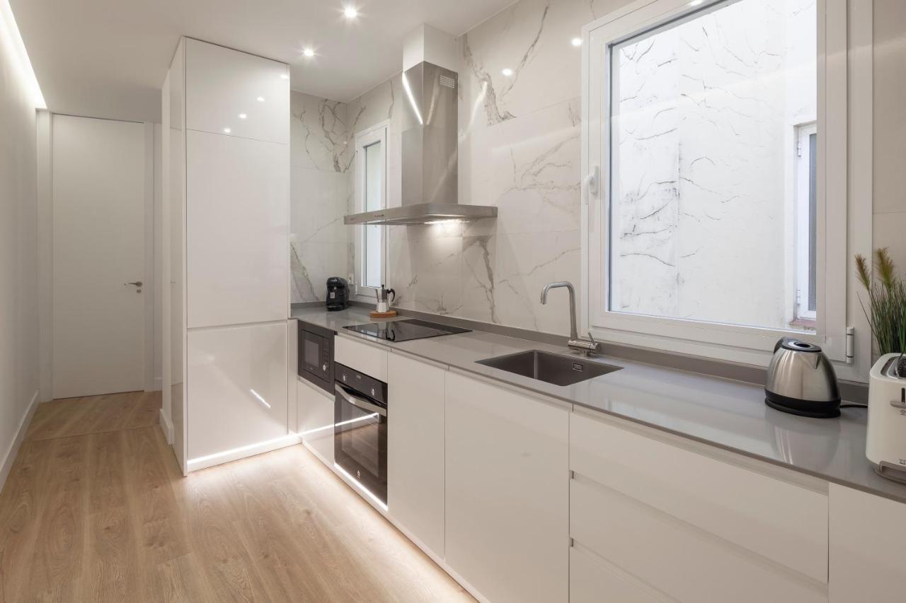 Plaza Espana Iii Calle Leganitos 2br 2bh Appartement Madrid